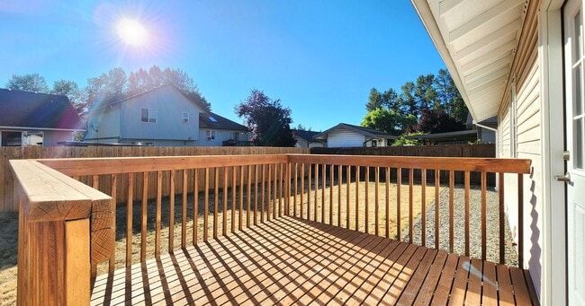 Building Photo - Marysville 3 Bedroom Home