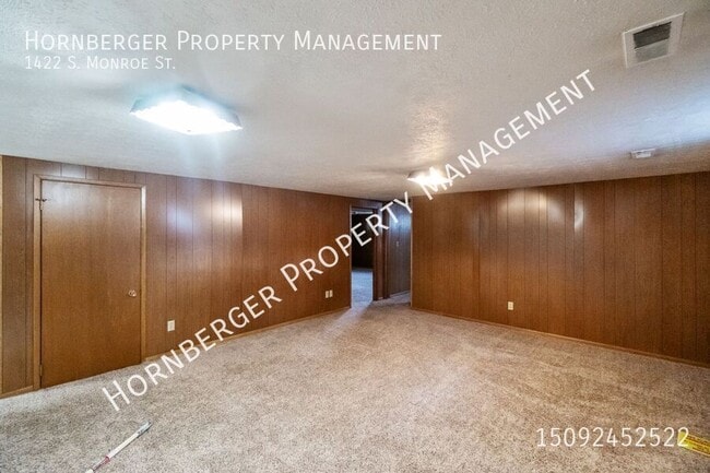 Building Photo - 1422 S Monroe St