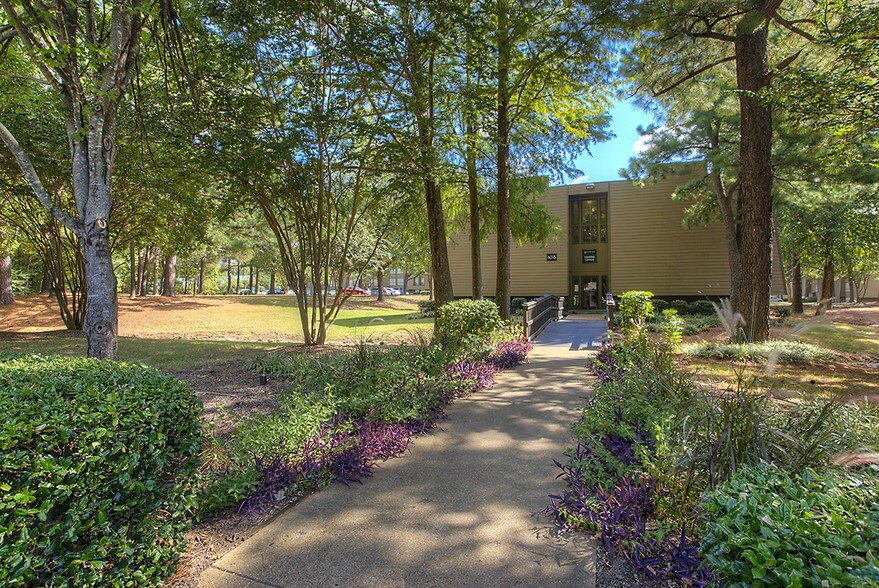 Summer Trace Apartments 6015 Summer Trace Dr Memphis TN 38134 Apartment Finder