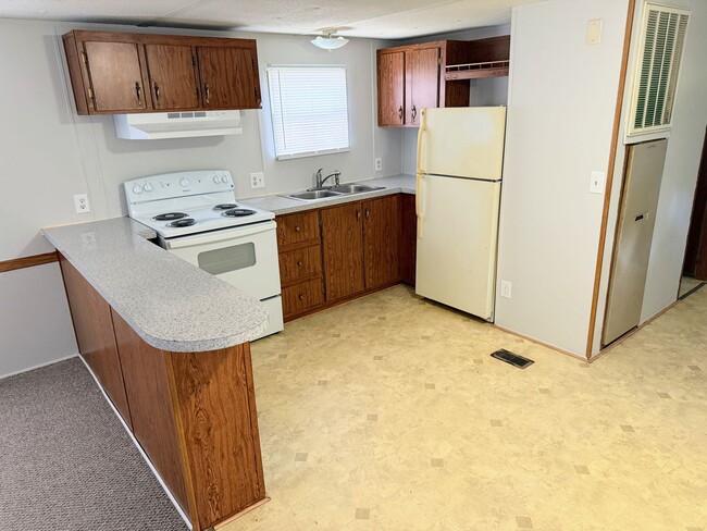 Building Photo - 2 Bedroom Home in Campbell County