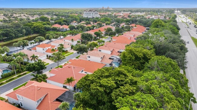 Building Photo - Fully Furnished 3 beds 3 bath Annual Rental with Private Heated Pool in Ventura Pelican Marsh