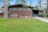 Building Photo - 94 Broadmoor Dr