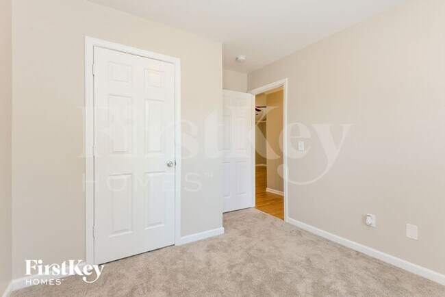 Building Photo - 5113 Benjamin Ct