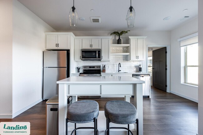 Building Photo - 3830 N Windsong Dr