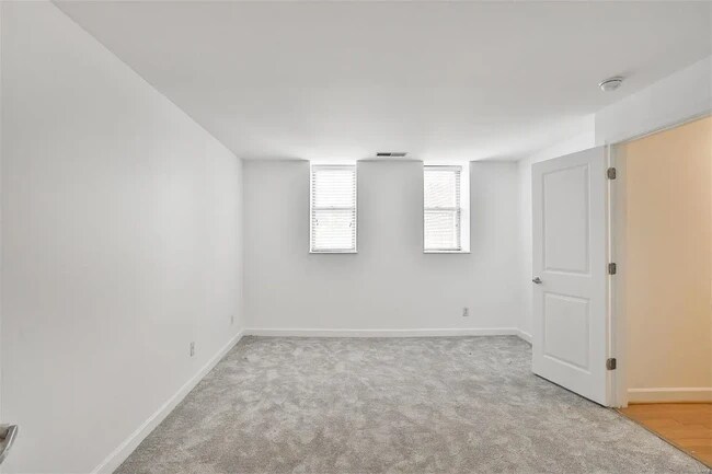 Building Photo - 5630 Pershing Ave