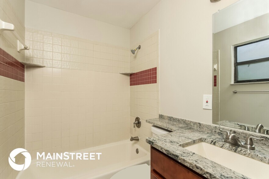 Building Photo - 647 Pampas St NW