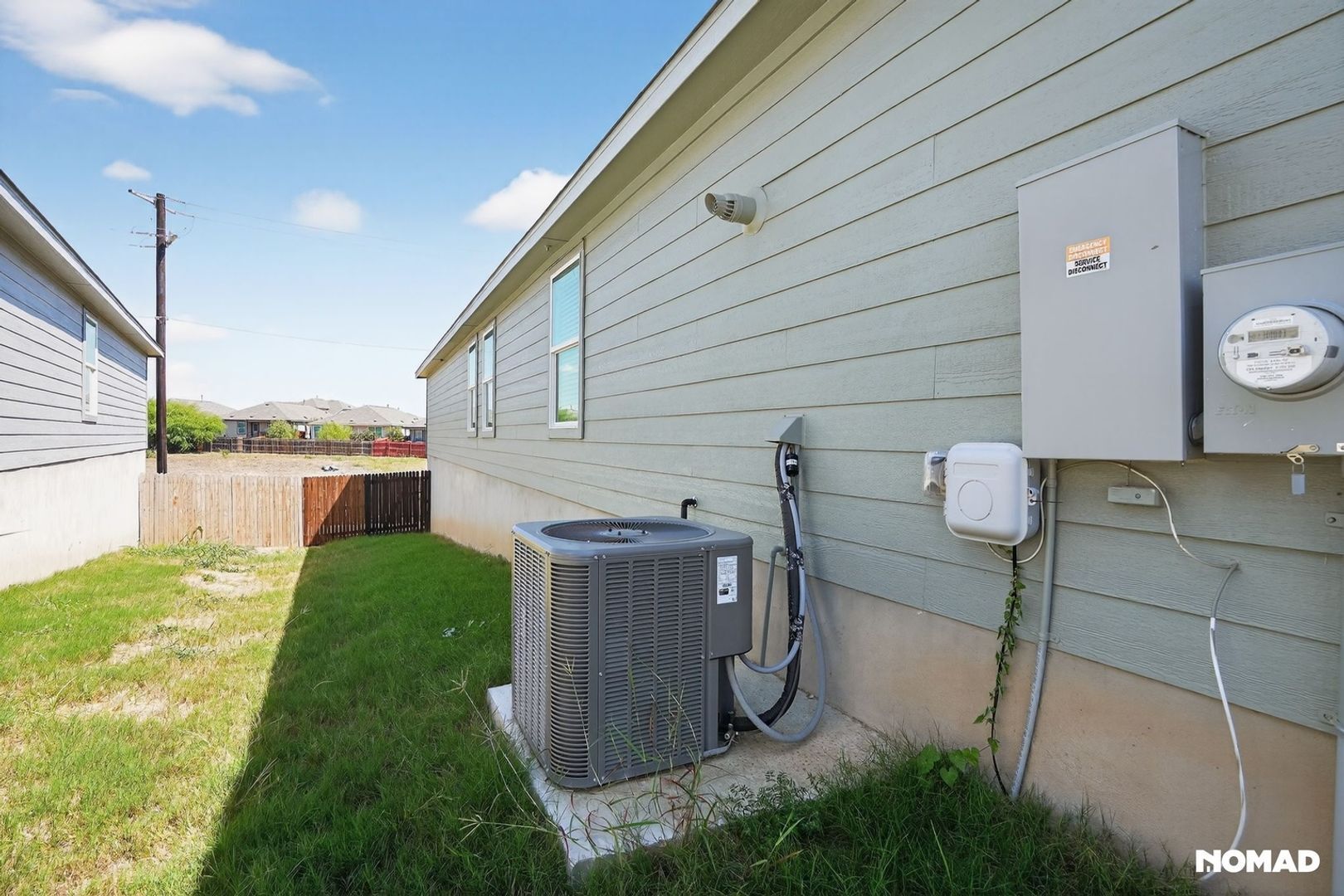 Building Photo - 14023 Wool Pk