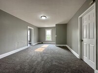 Building Photo - 318 N 27th Ave