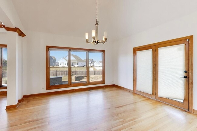 Building Photo - 2951 Old Glory Dr