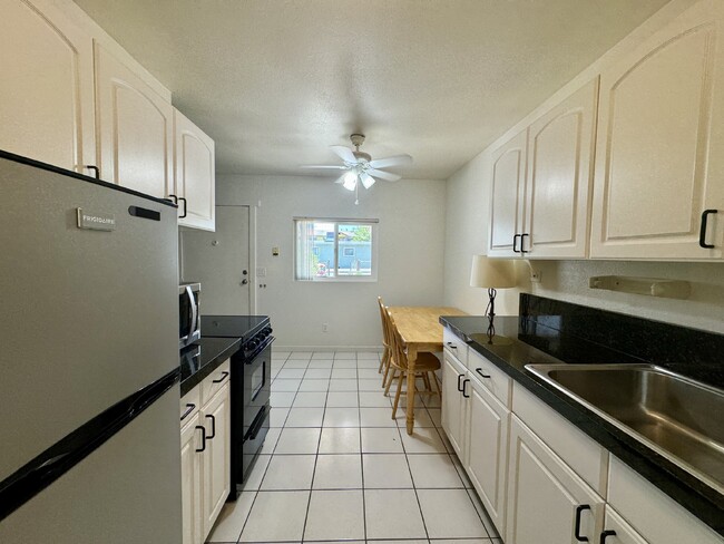 Building Photo - Charming 1 Bed, 1 Bath Home for Rent with ...