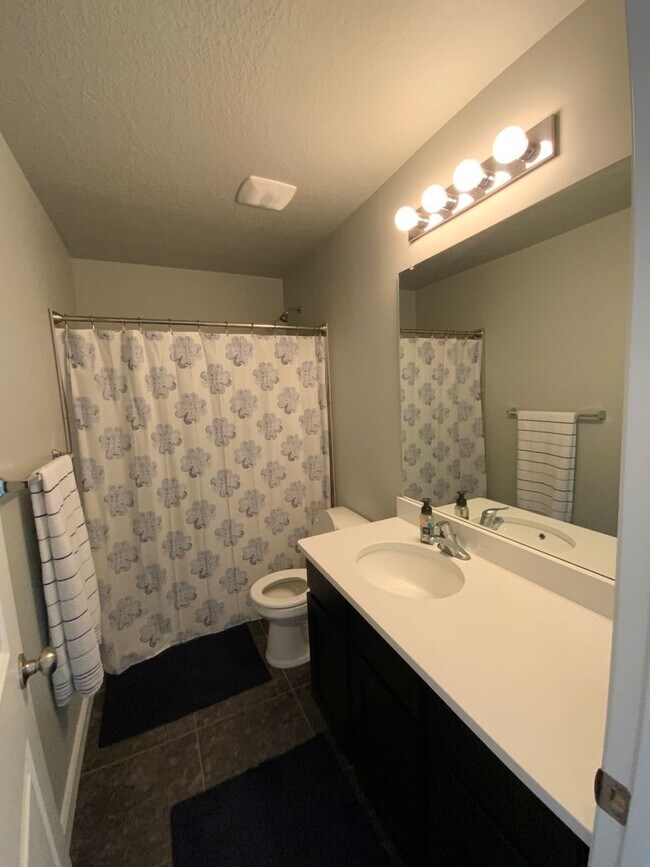 Building Photo - 5549 Dornton Ct
