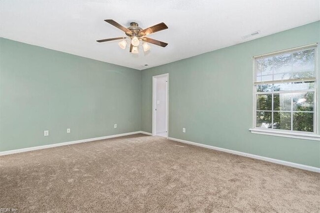 Building Photo - 4975 Kemps Lake Dr