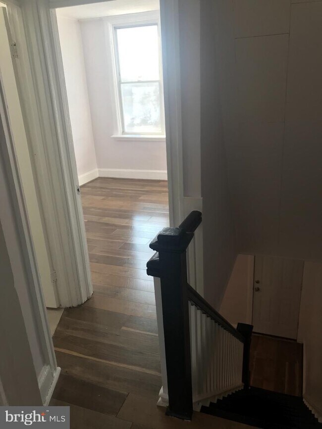 Building Photo - 1522 Plum St