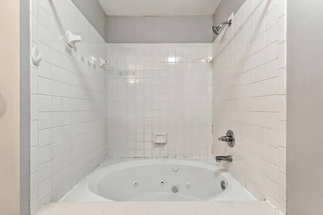 Building Photo - 3265 Marston Pl