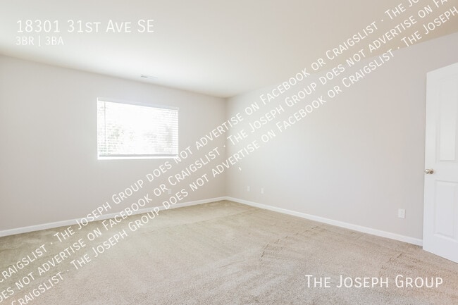 Building Photo - 18301 31st Ave SE