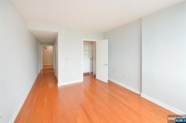 Building Photo - 1111 Hudson Park