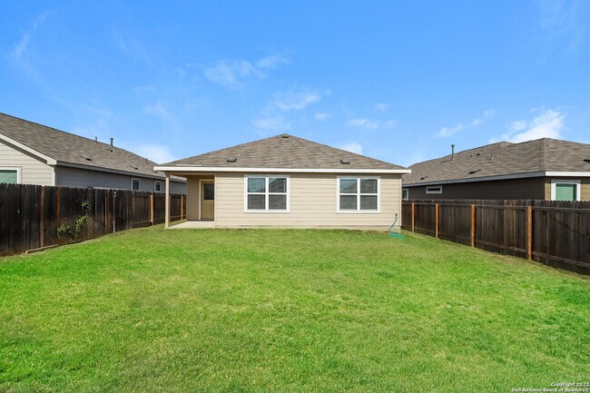Building Photo - 31537 Acacia Vis