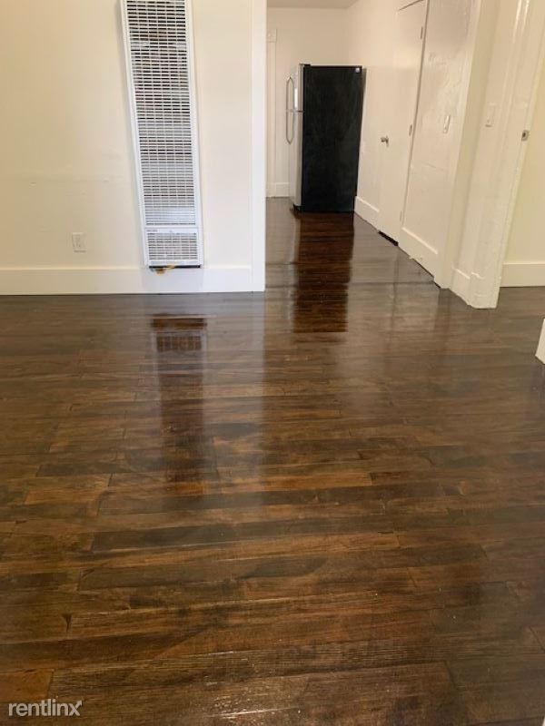 Building Photo - 3 br, 1 bath Duplex - 1694 11th St # B