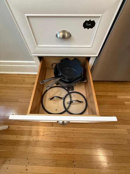 Building Photo - 1804 Storrs Ave