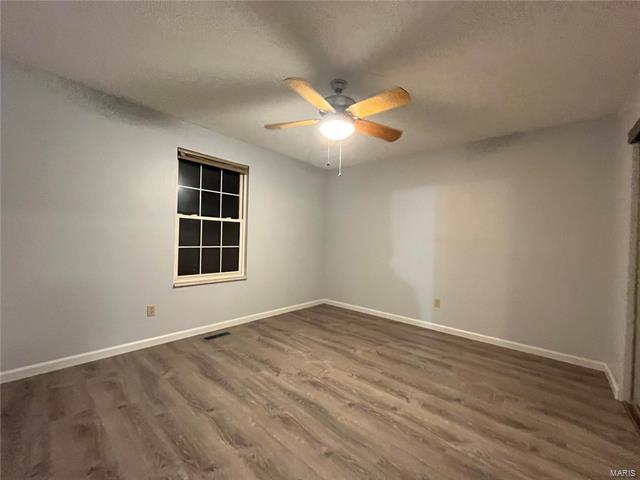 Building Photo - 2504 Tanglewood Dr