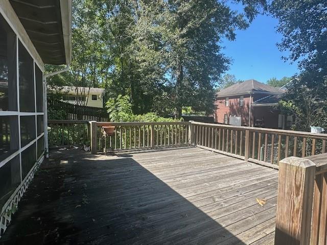 Building Photo - 5512 White Pine Dr