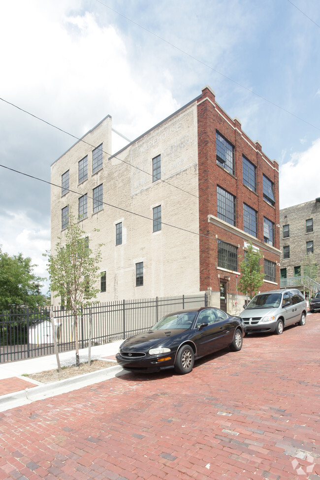 Primary Photo - Serrano Lofts LDHA LP
