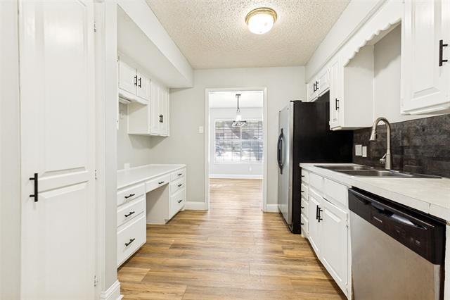 Building Photo - 14372 Haymeadow Cir