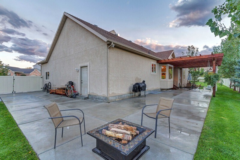 Building Photo - 13866 Markham Peak Cir