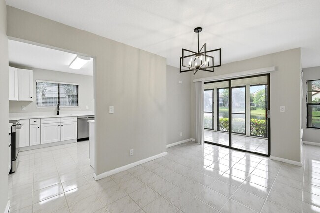 Building Photo - 3357 Jog Park Dr