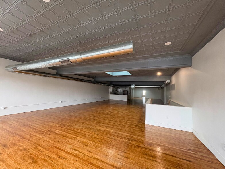 Building Photo - 9450 Joseph Campau St