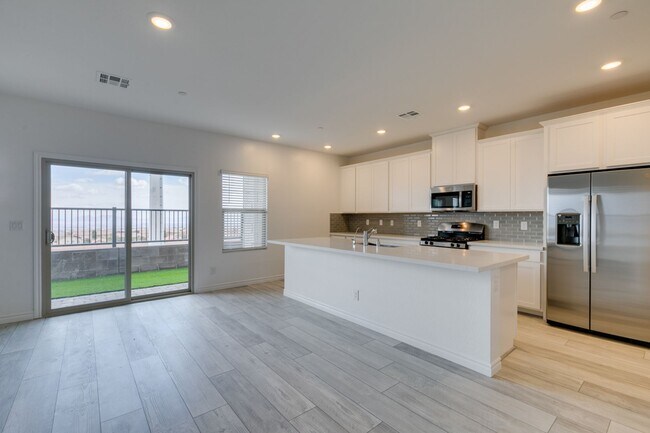 Building Photo - GORGEOUS SUMMERLIN WEST COMMUNITY**TONS OF UPGRADES*CITY AND STRIP VIEWS*COMMUNITY POOL AND SPA*