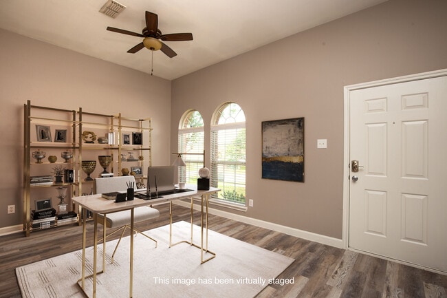 Building Photo - 2109 Hanakoa Falls Dr