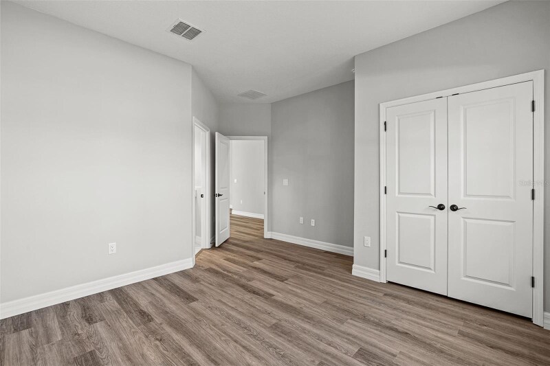 Building Photo - 8175 Elkenberry Ave