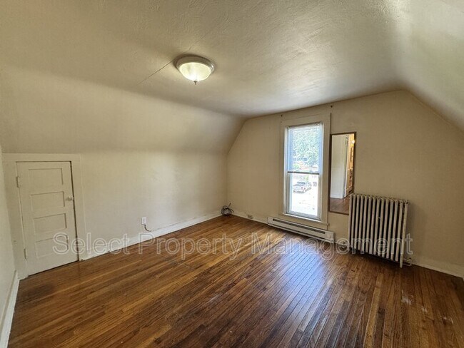 Building Photo - 1225 Lake Avenue