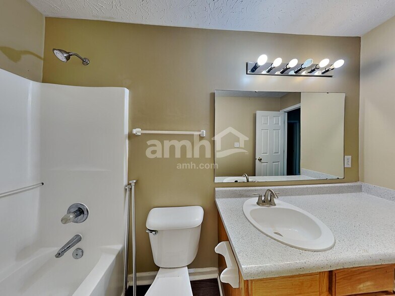 Building Photo - 5391 Ripplingbrook Way