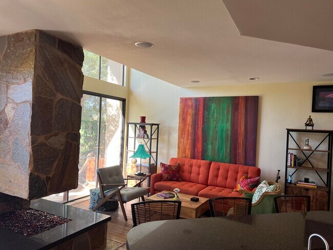 Building Photo - 38145 Crocus Ln