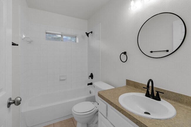 Building Photo - 16413 Danika Oak