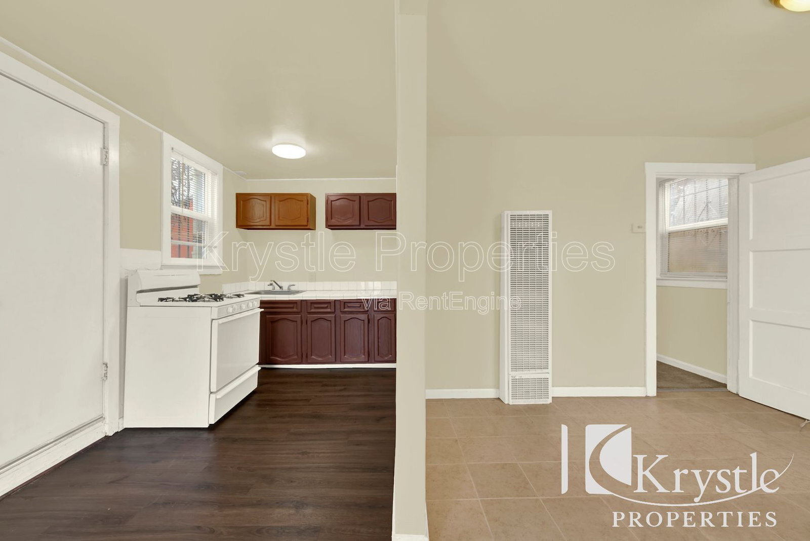 Building Photo - 505 Hichborn St