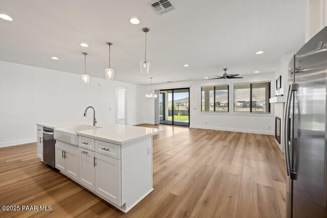 Building Photo - 5008 Atwood Ct