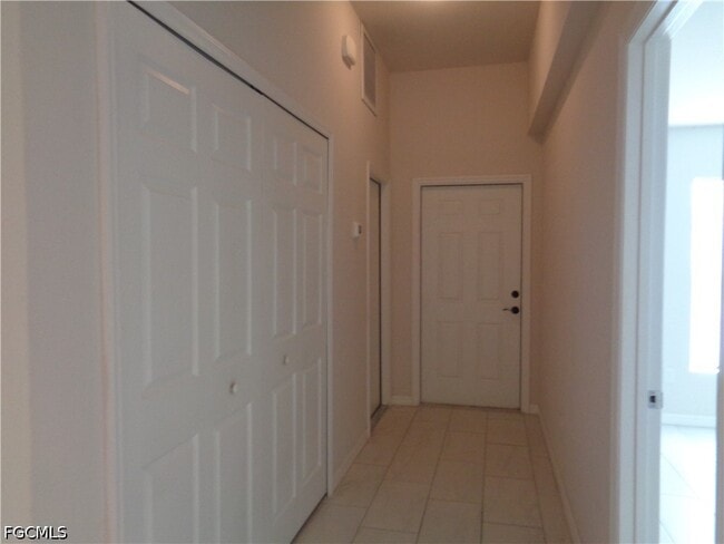 Building Photo - 3816 SW 15th Pl