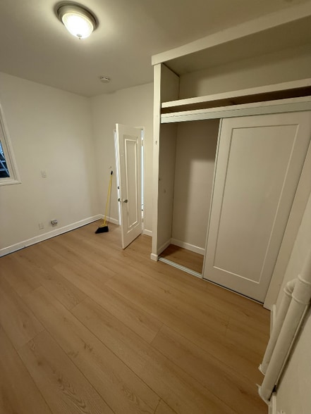 Building Photo - 1700 Le Roy Ave