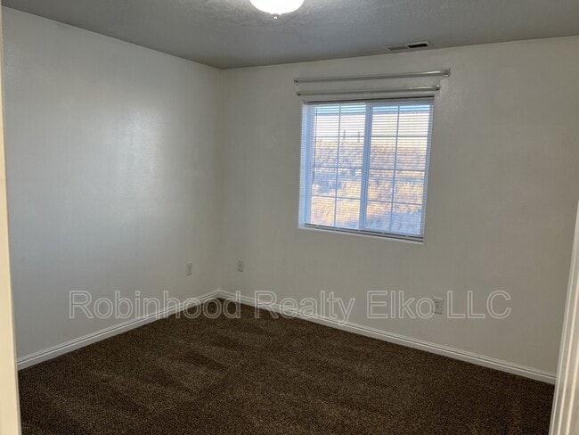 Building Photo - 333 Spring Creek Pkwy