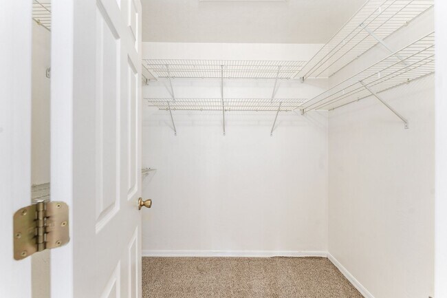 Building Photo - 831 NW 42nd Terrace