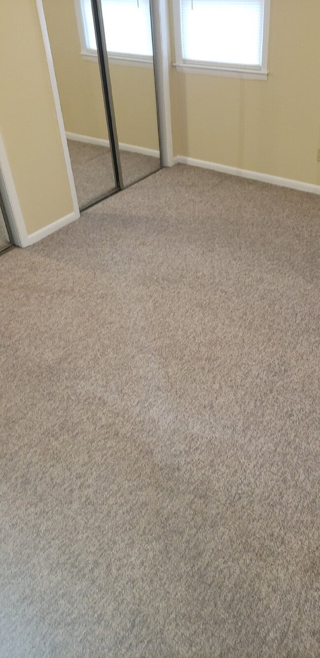 Building Photo - 2 BR, 1 BA APARTMENT- SCOTT HILLS (GOLDSBORO, NC) WATER INCLUDED