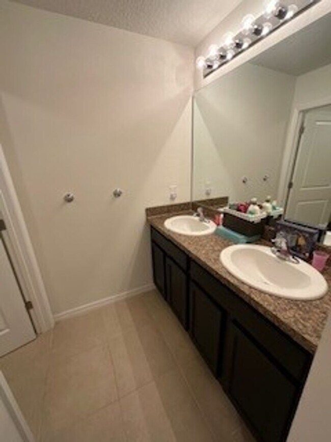 Building Photo - Welcome to your new home!