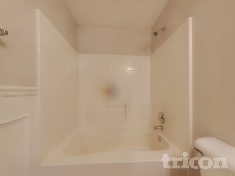 Building Photo - 129 Ilex Dr