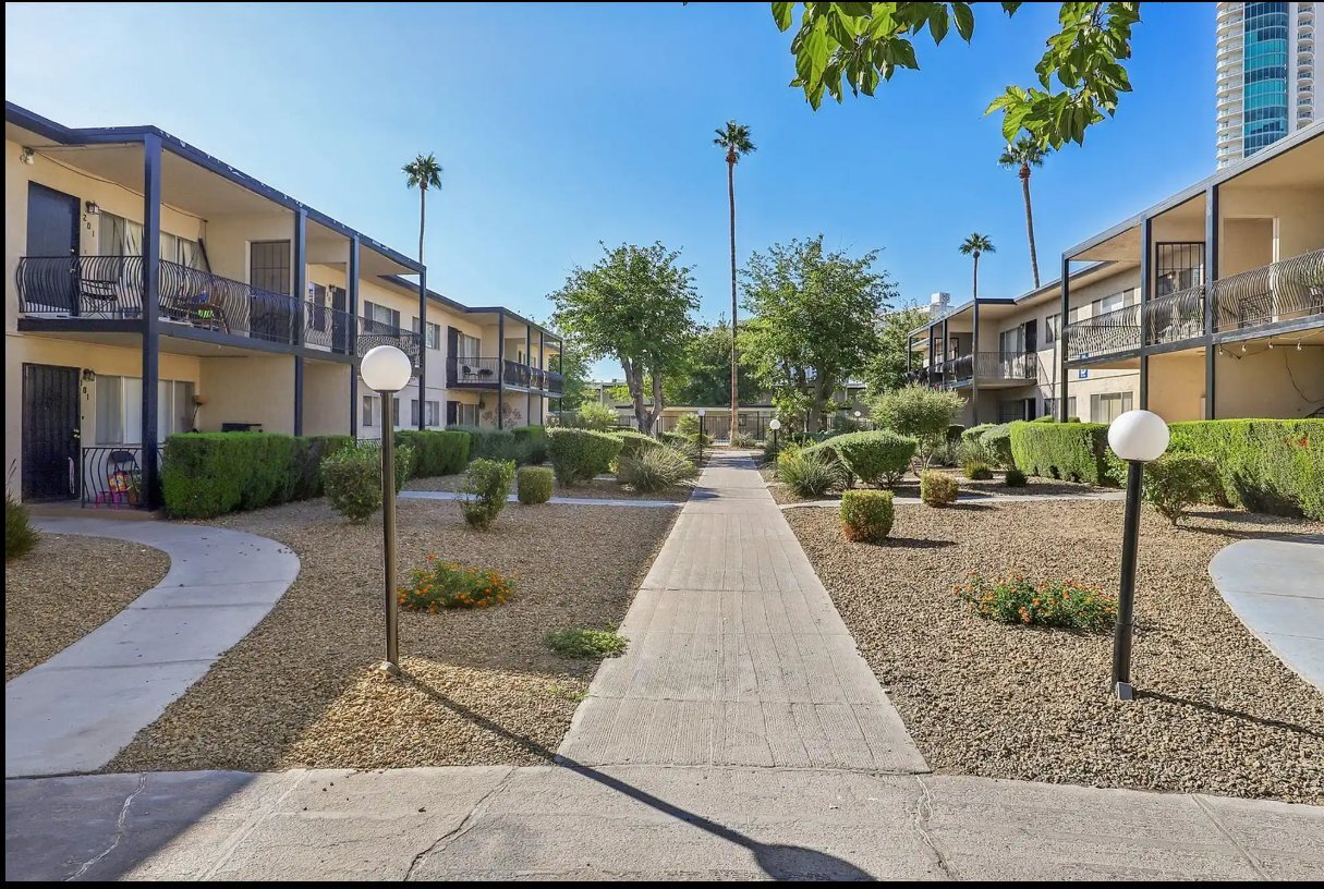 Building Photo - 511 E Sahara Ave