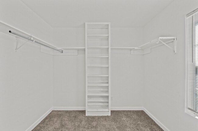 Building Photo - 1132 18th Ave N