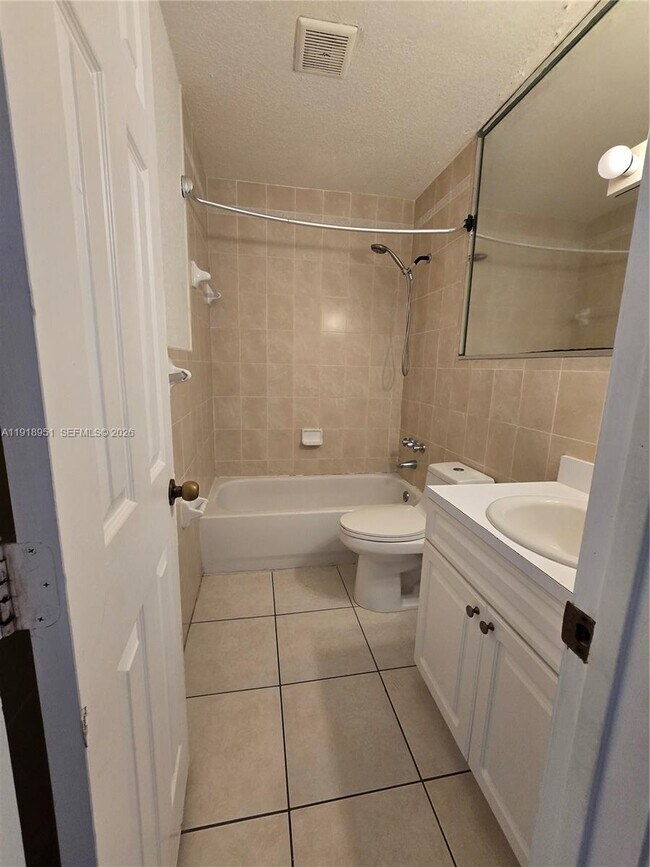 Building Photo - 7925 SW 104th St