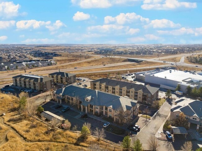 Building Photo - 605 Cougar Bluff Point